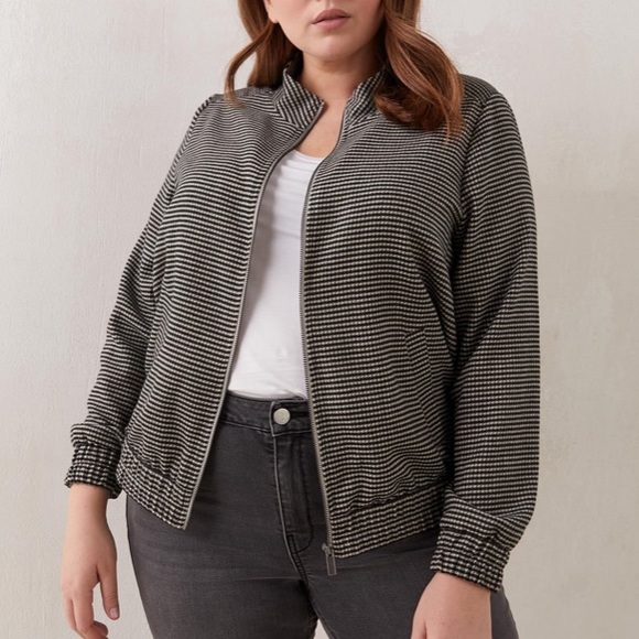 Twill Houndstooth Bomber Jacket - Pennington’s - Plus Size 22 - Picture 2 of 4